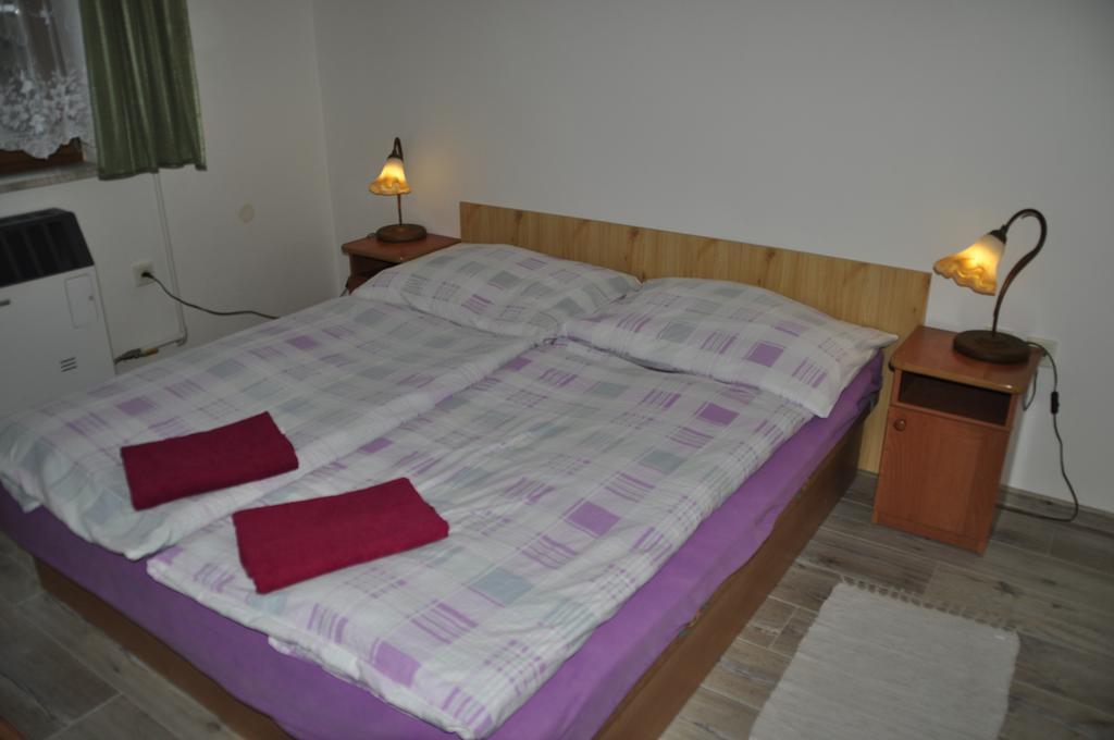 Ferienwohnung Privat Magdalena Bešeňová Exterior foto